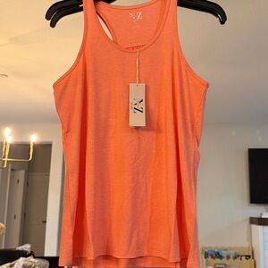 NWT NIC +‎ ZOE SPORTS Tank Size Small